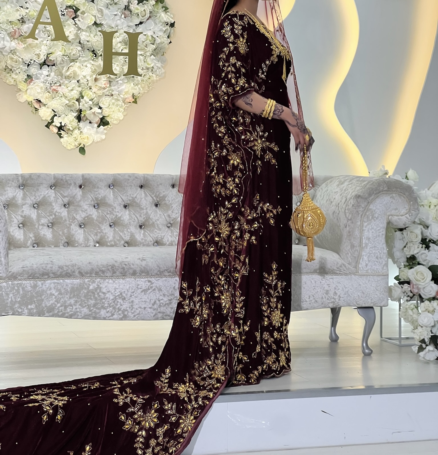 Velvet Maroon & Gold Bridal Dirac Set - Image 4